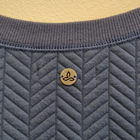 Prana blue cozy quilted sweater with pockets size S - Picture 8 of 8